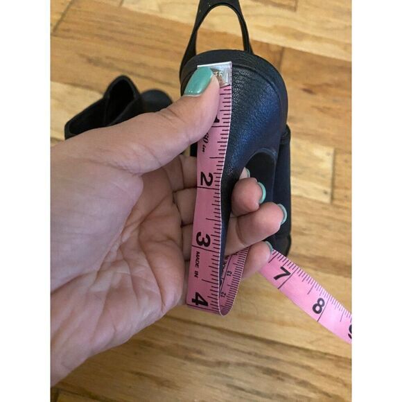 Simply Vera Vera Wang women's Black Open Toe Slingback Heels size 6 - Picture 9 of 10